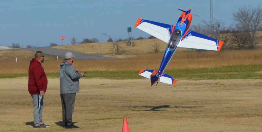 The Semo R/C Flyers' "Farewell Fun-Fly" 201_14