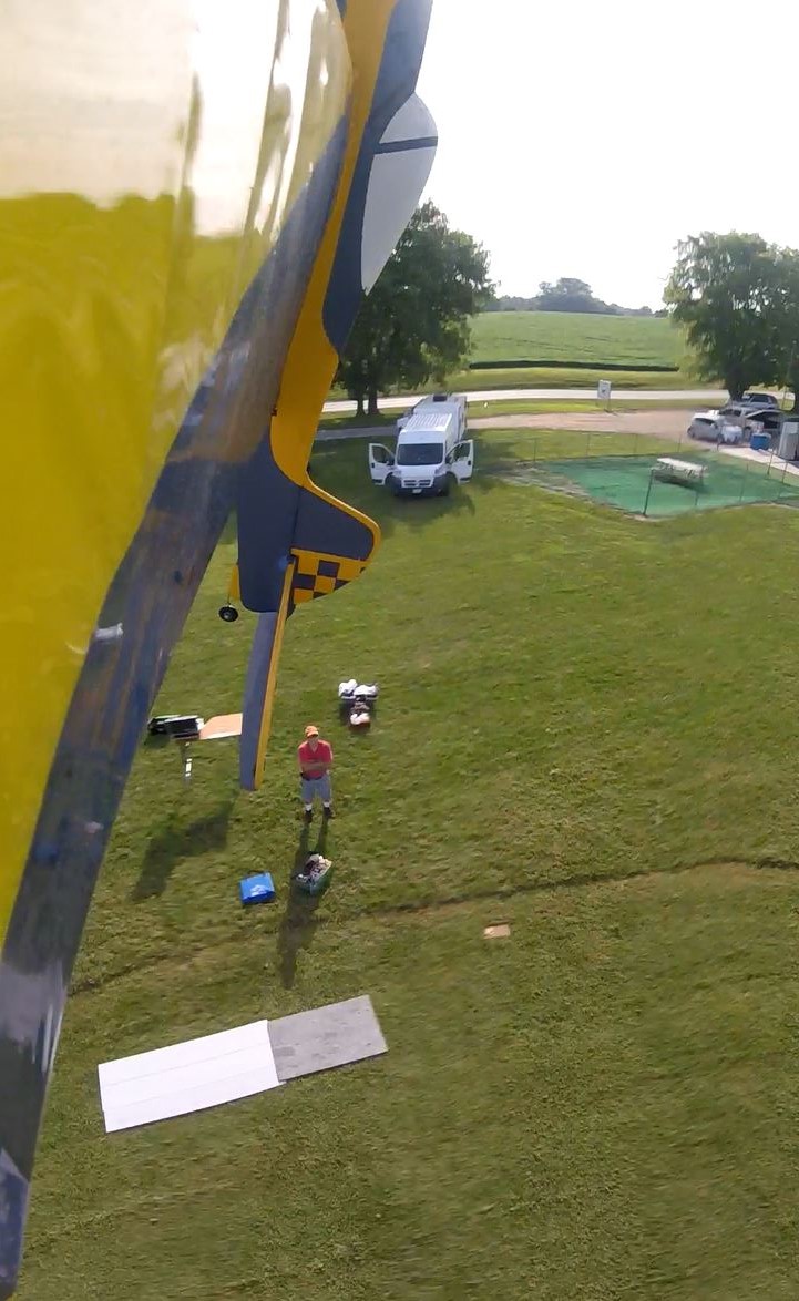 Sunday Morning Flying at Breezy Hill "The Video" 2_810