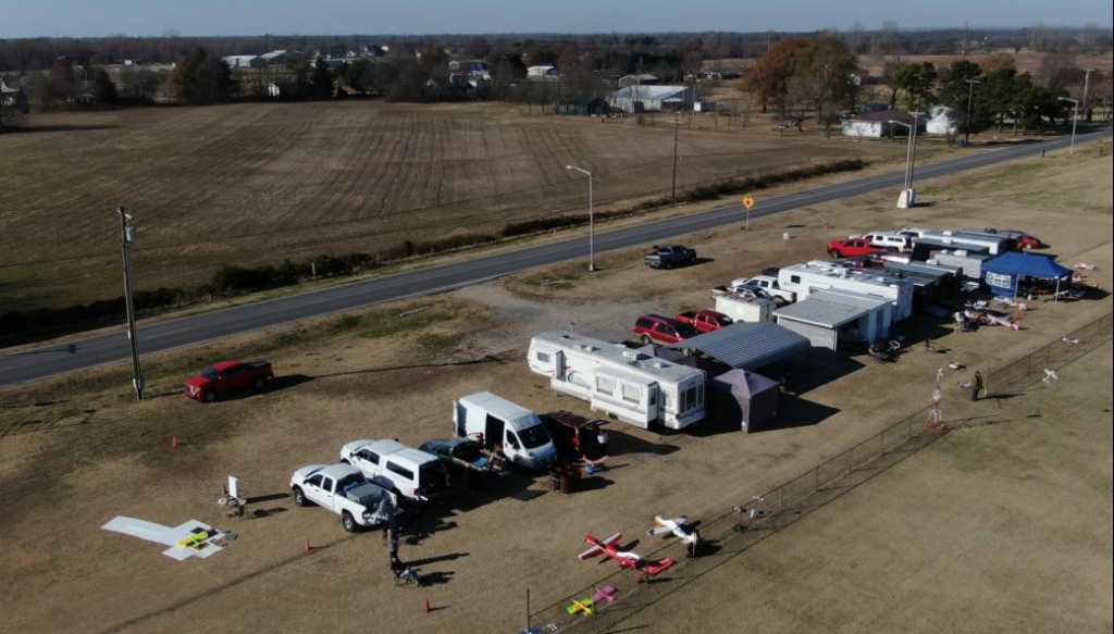 SEMO R/C Flyer's Chili Fun Fly "Cold, Windy Sunday"! 406_11