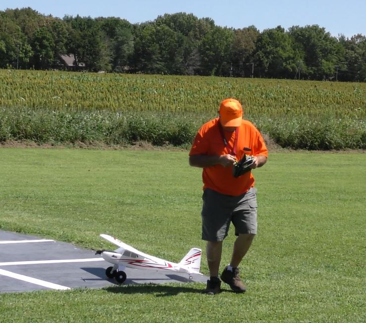 Fun with the Sky Squires on National Model Aviation Day 60_16