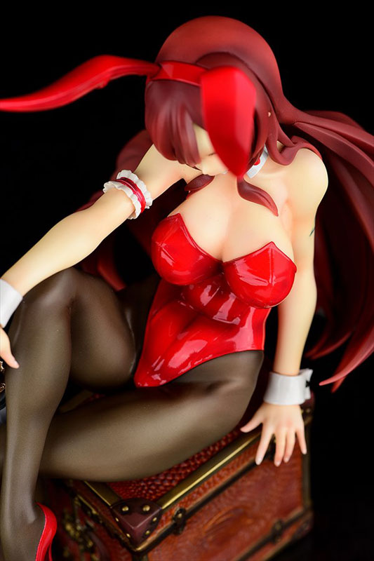 Fairy tail erza scarlet bunny girl type rosso.  15552913
