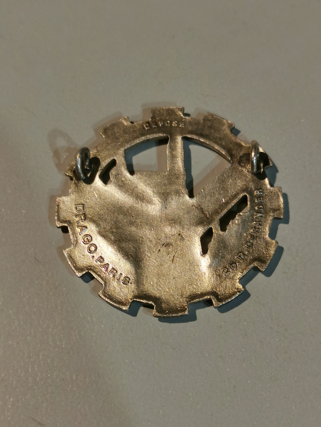 Post sur les insignes d'Artillerie en 1939-1940 Img_2499