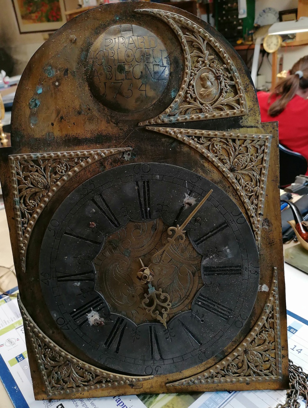 Recherche d'un horloger du XVIIIéme siècle ... 617