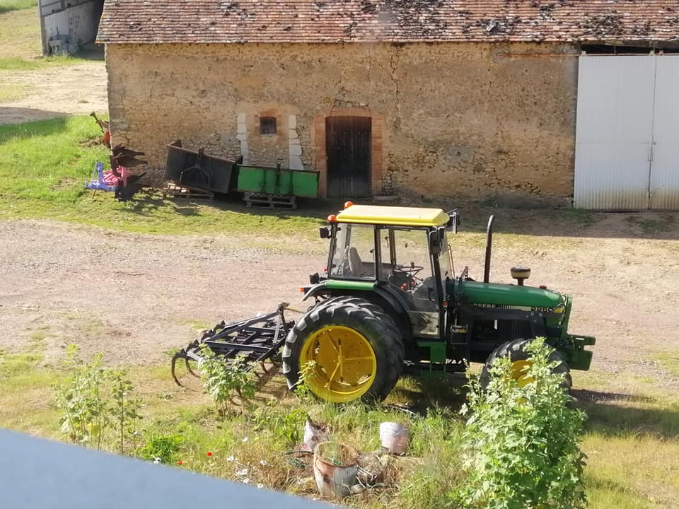 2250 - divers travau avec le 2250, faucheuse jd1340 Cand110