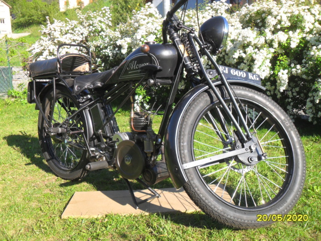 Alcyon - alcyon  175 cc  1933 type legere - Page 4 Sdc10329