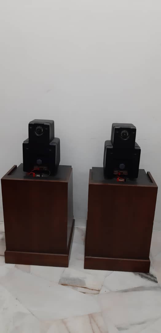 KEF reference 105 mk1 (used) SOLD Whats192