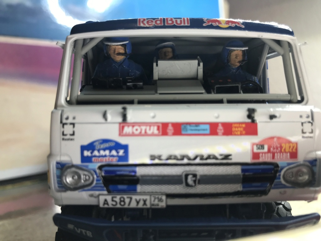 * 1/35 KAMAZ PARIS DAKAR       Zvezda - Page 4 067bb410