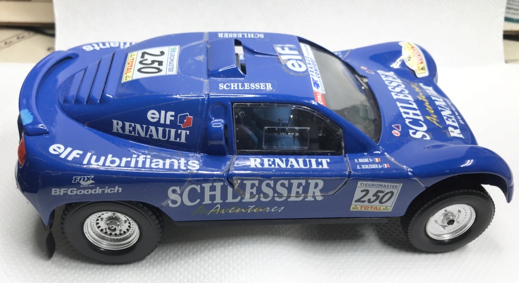 1/24 buggy Renault Mégane Jean-Louis Schlesser Burago 10117a10