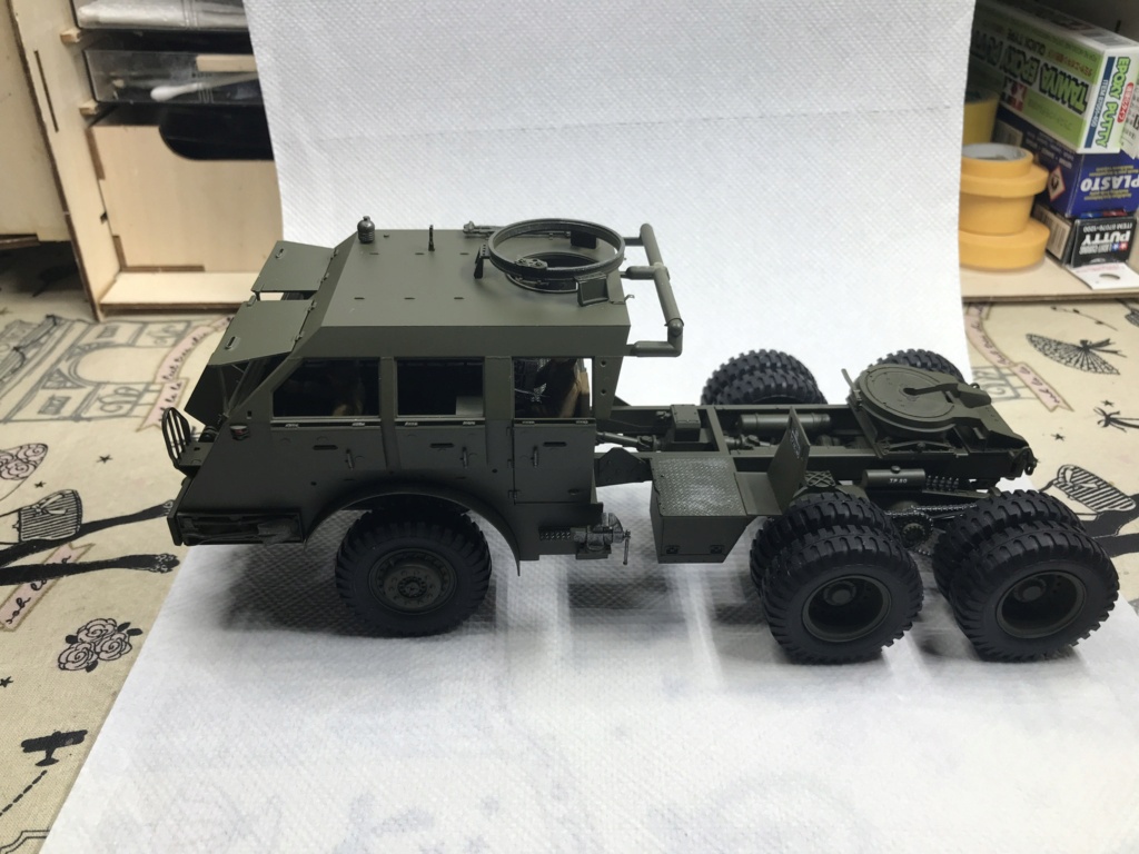 CB35106 US Jeep 1/4ton 4x4 Utility Truck (Mod.1942) avec remorque 10-cwt et équipage aéroporté BRONCO 1/35  et la M26 DEPANNEUSE char Tamiya au 1/35 - Page 7 2991a710