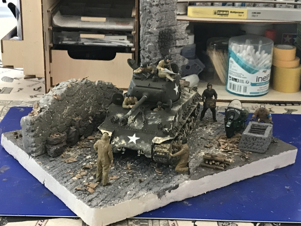 mon tout premier char : M4A3E8 Sherman Easy Eight TAMIYA 1/35 - Page 6 2ed52710