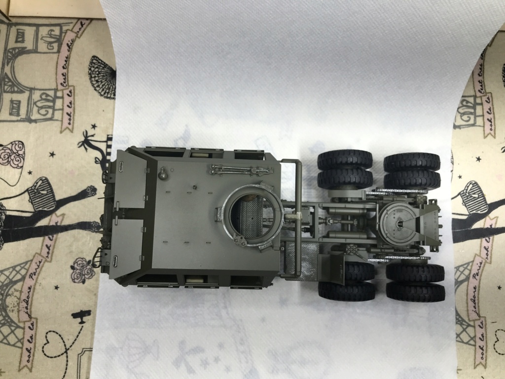 CB35106 US Jeep 1/4ton 4x4 Utility Truck (Mod.1942) avec remorque 10-cwt et équipage aéroporté BRONCO 1/35 et la M26 DEPANNEUSE char Tamiya au 1/35 - Page 7 5bff8c10