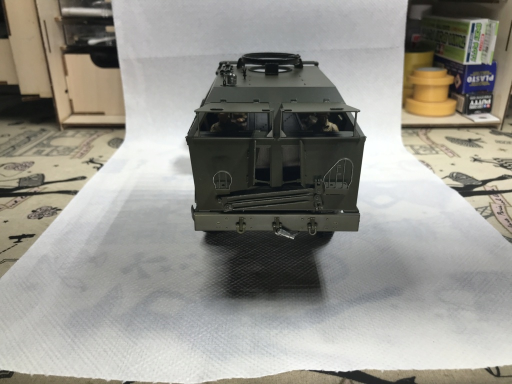 CB35106 US Jeep 1/4ton 4x4 Utility Truck (Mod.1942) avec remorque 10-cwt et équipage aéroporté BRONCO 1/35 et la M26 DEPANNEUSE char Tamiya au 1/35 - Page 7 5dfdeb10