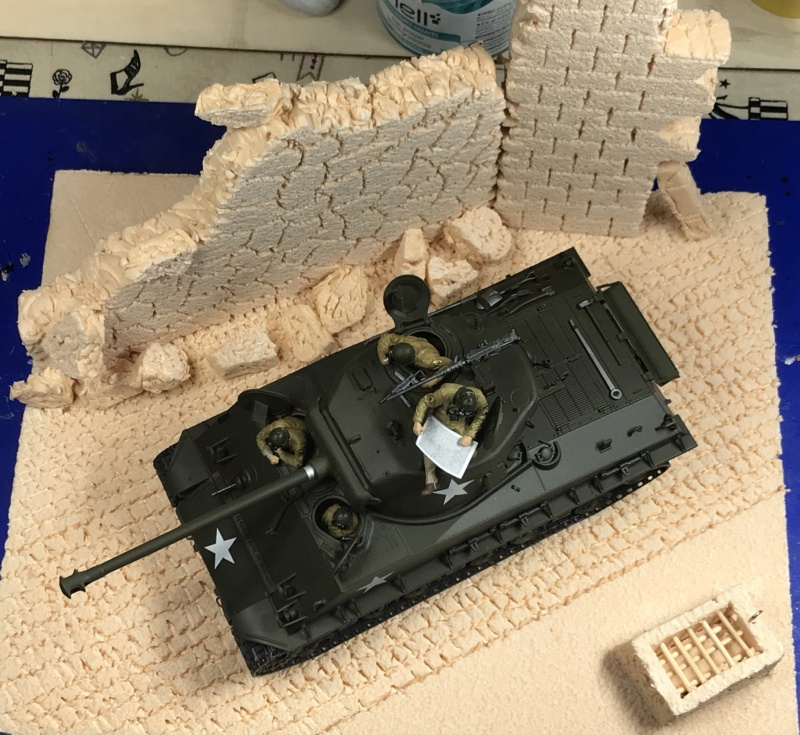 mon tout premier char : M4A3E8 Sherman Easy Eight TAMIYA 1/35 - Page 5 727edc10