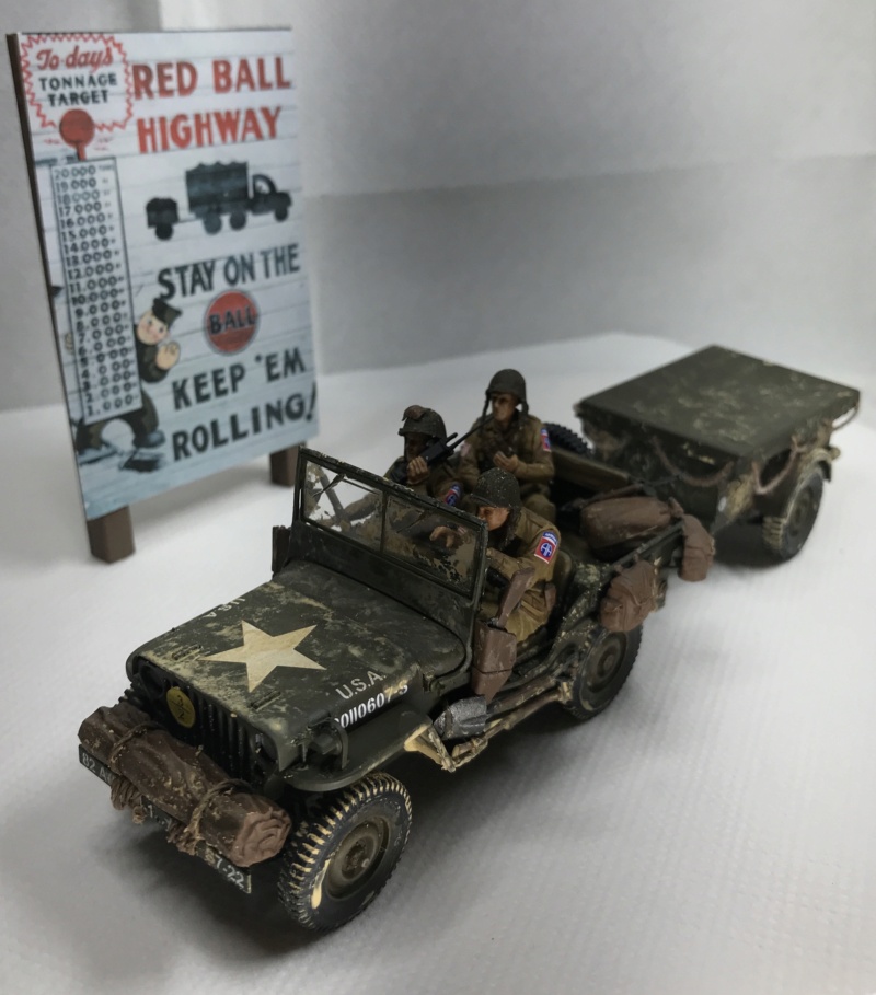 CB35106 US Jeep 1/4ton 4x4 Utility Truck (Mod.1942) avec remorque 10-cwt et équipage aéroporté BRONCO 1/35  et la M26 DEPANNEUSE char Tamiya au 1/35 - Page 3 77d7ec10