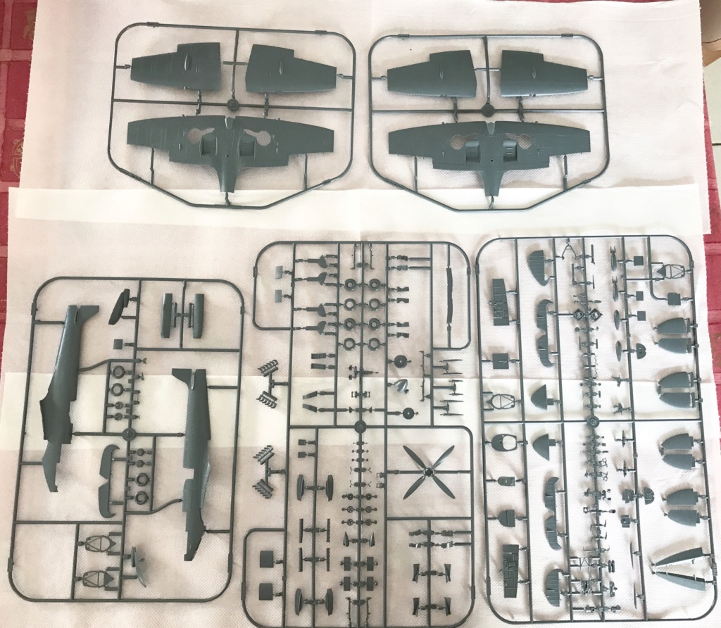 1/48 Spitfire MK.XVI Bubbletop eduard et son diorama 7ca97510