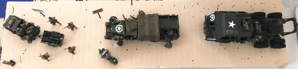 CB35106 US Jeep 1/4ton 4x4 Utility Truck (Mod.1942) avec remorque 10-cwt et équipage aéroporté BRONCO 1/35 et la M26 DEPANNEUSE char Tamiya au 1/35 - Page 8 8f6efa10
