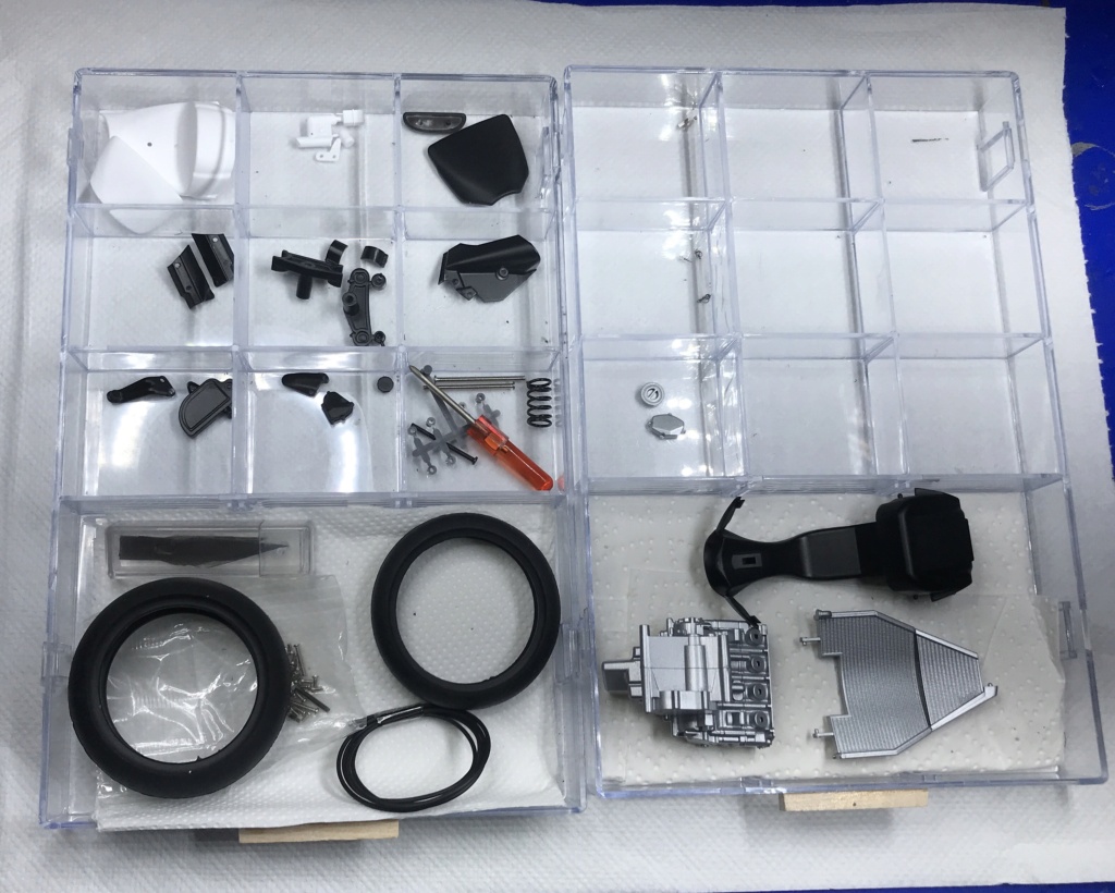 * 1/12 YAMAHA YZR-M1’04 No 7 TAMIYA 93d2ff10