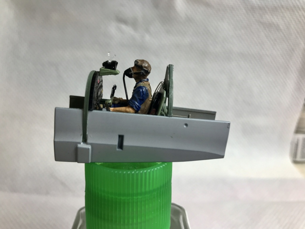 1/48 Spitfire MK.XVI Bubbletop eduard et son diorama - Page 4 9d3f9010