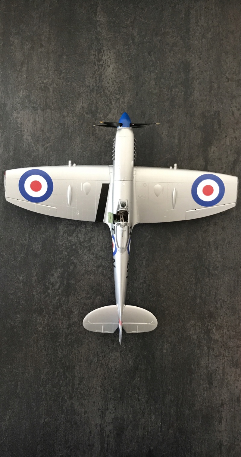 1/48 Spitfire MK.XVI Bubbletop eduard et son diorama  - Page 6 C7b53110