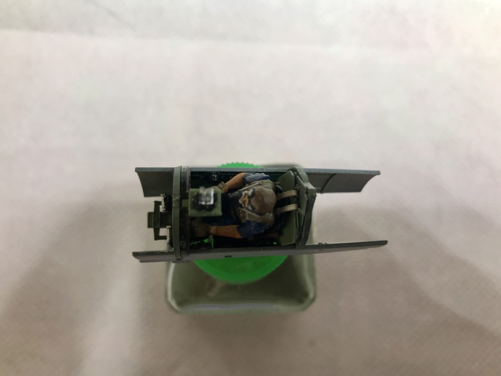 1/48 Spitfire MK.XVI Bubbletop eduard et son diorama - Page 4 Df0a3a10