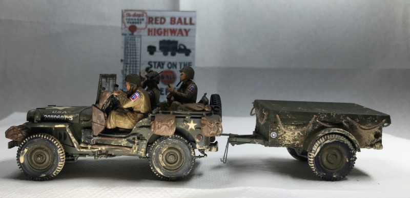 CB35106 US Jeep 1/4ton 4x4 Utility Truck (Mod.1942) avec remorque 10-cwt et équipage aéroporté BRONCO 1/35  et la M26 DEPANNEUSE char Tamiya au 1/35 - Page 3 Eb767a10