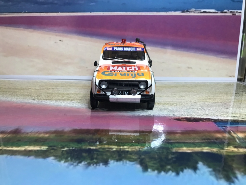 1/24 mes montages sur le DAKAR Efceb310