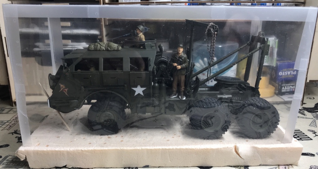 CB35106 US Jeep 1/4ton 4x4 Utility Truck (Mod.1942) avec remorque 10-cwt et équipage aéroporté BRONCO 1/35  et la M26 DEPANNEUSE char Tamiya au 1/35 - Page 8 Fa069610