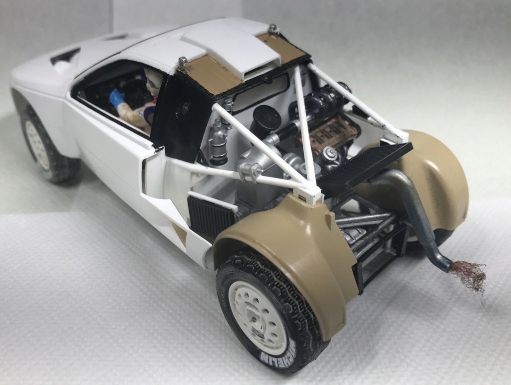 * 1/24 Peugeot 405T16 GR DAKAR 1989 Tamiya - Page 2 Img_9037