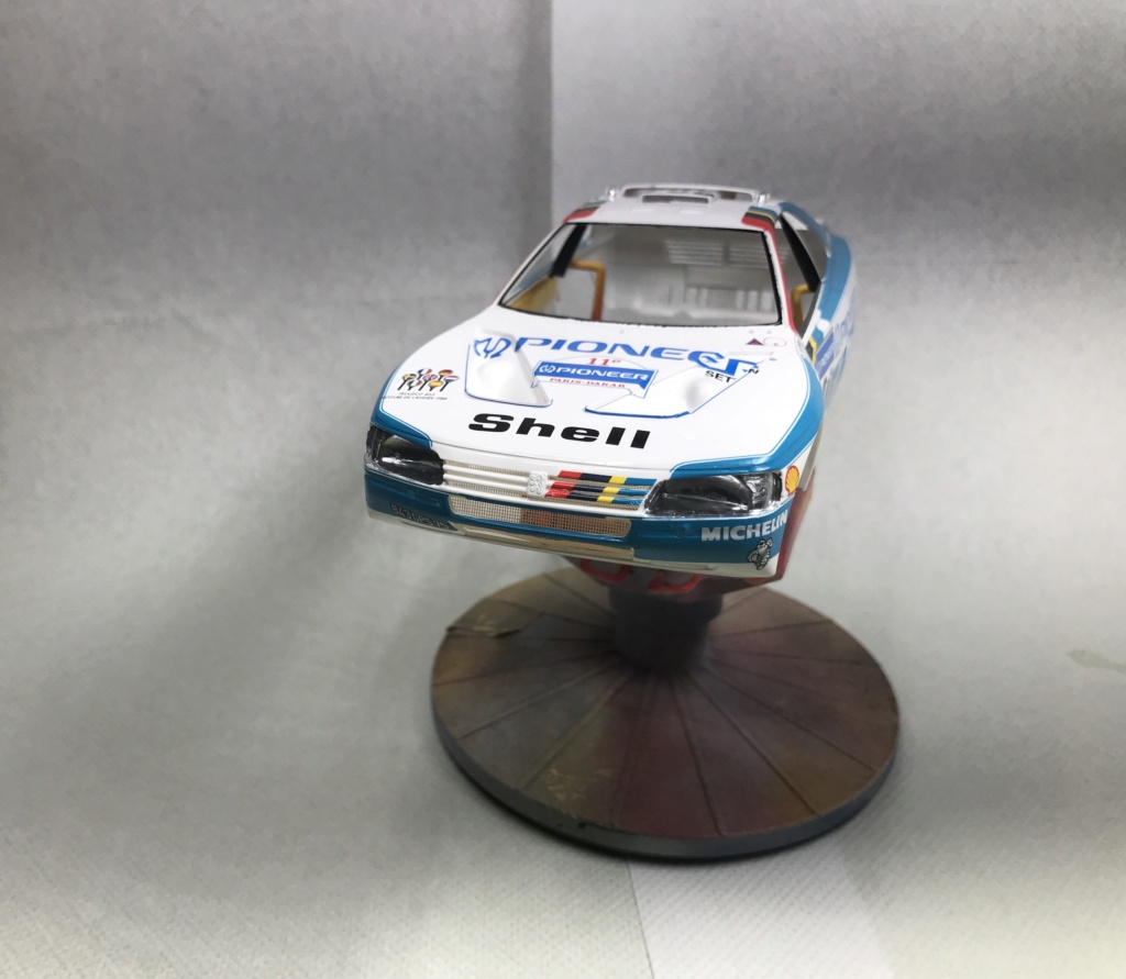 * 1/24 Peugeot 405T16 GR DAKAR 1989 Tamiya - Page 3 Img_9208