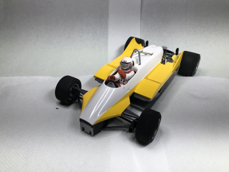 RENAULT R 30B 1/20 TAMIYA  - Page 2 Img_9459