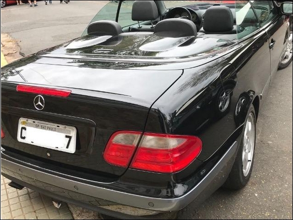 alguem conhece essa clk cabrio 1110