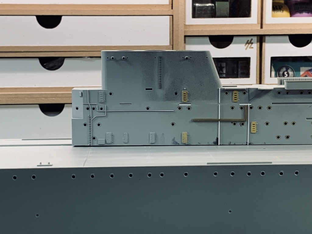 USS HORNET 1/200 MERIT + BIG ED Eduard + MK1 - Page 3 Img_1313