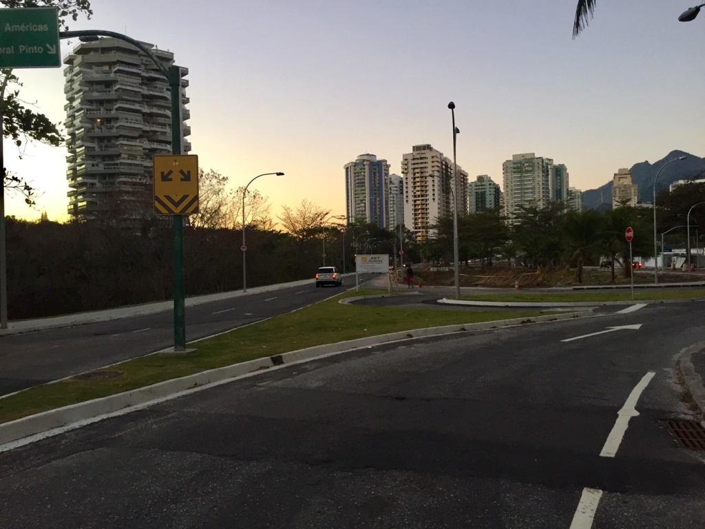 Região da Barra da Tijuca - o futuro da cidade passa por aqui - Página 3 Img_6311