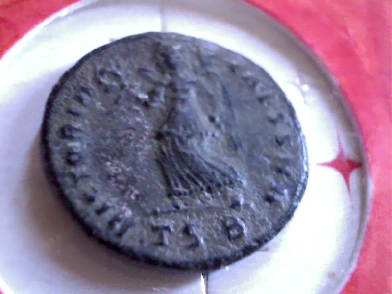 3 petites monnaies Romaines à identifier Webca230