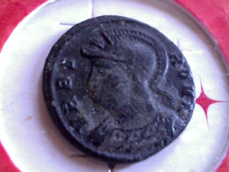 3 petites monnaies Romaines à identifier Webca232