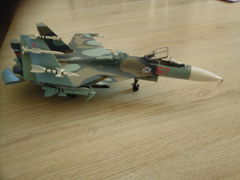 SU-33 Flanker D 211