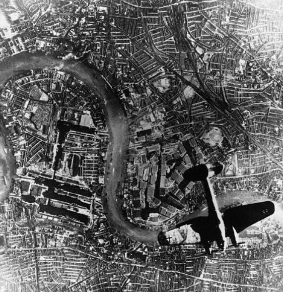 Raid sur Londres Bombar10