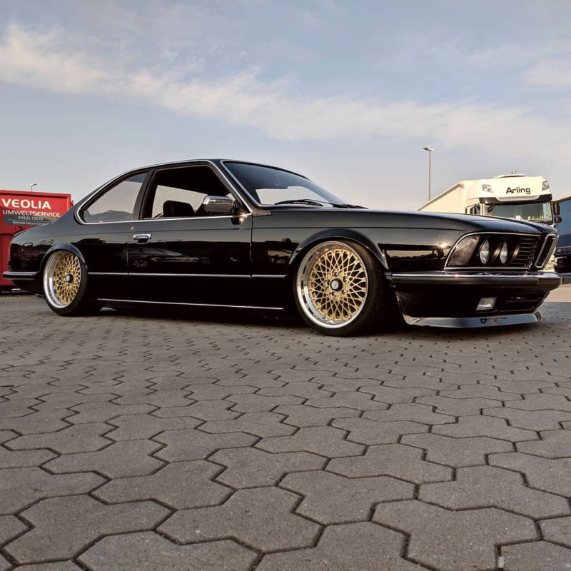 BMW E24 from 1987 3.5. l 15603511
