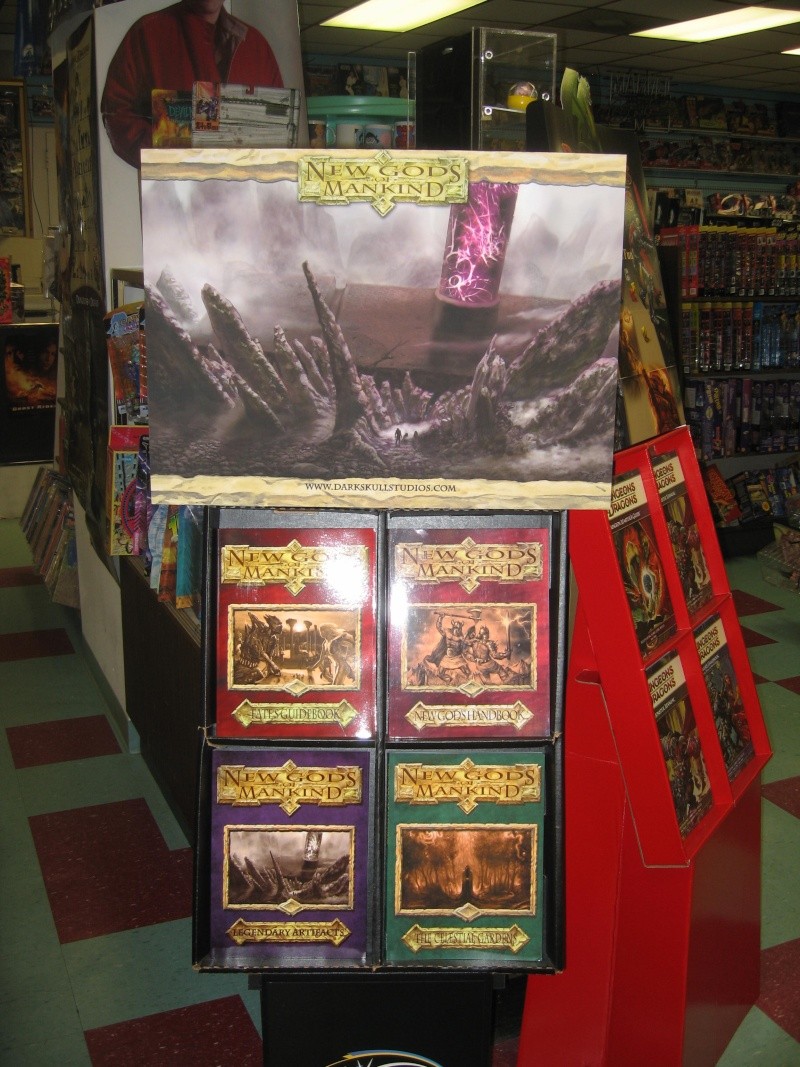 Photo New Gods of Mankind Display at Third Planet Third_11