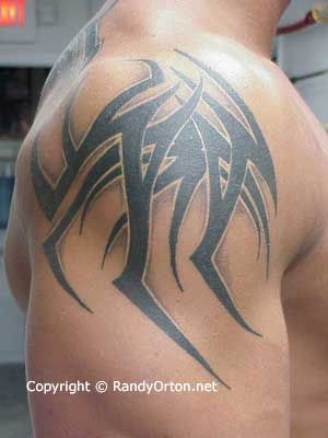 salon de tatuajes de randy orton - Pgina 2 Tatoss10