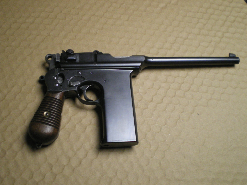 Un très rare pistolet Mauser C 96... Lat_dr10