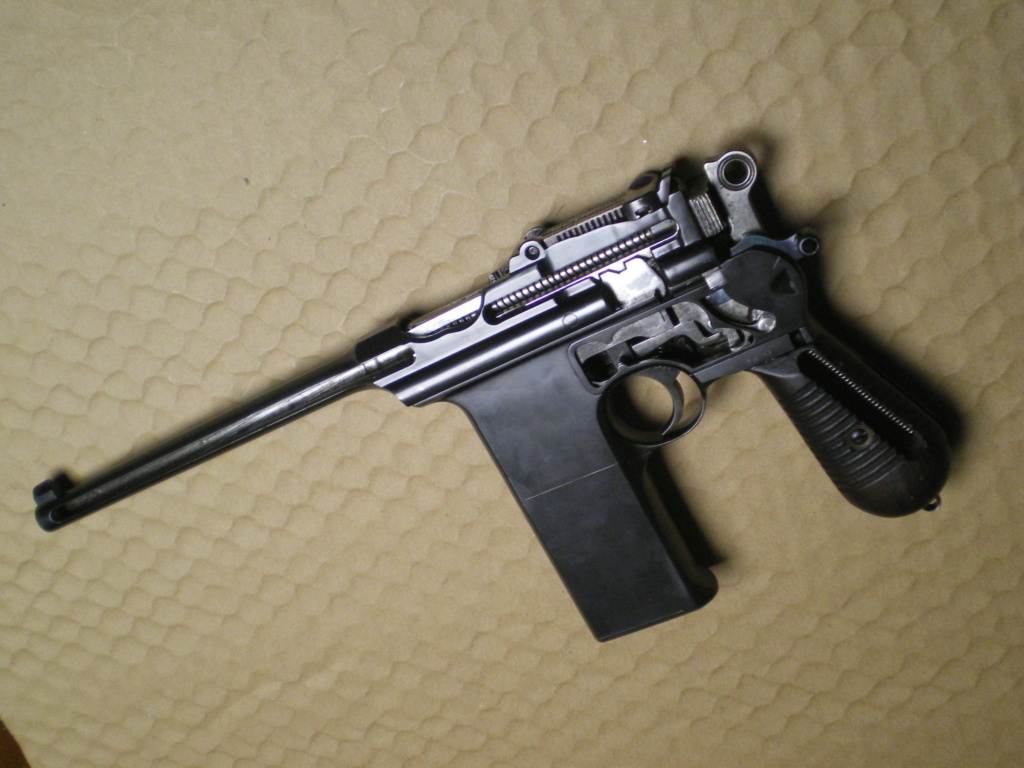 Un très rare pistolet Mauser C 96... Lat_ga12