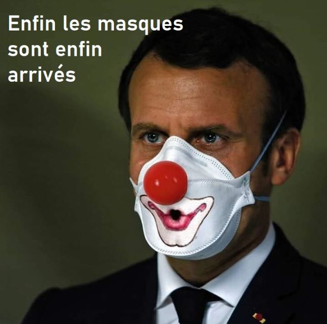 Macron "en marche" ! - Page 9 Masque11