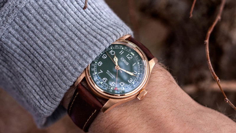 Si vous deviez vous offrir une montre en bronze . - Page 2 Oris-b10