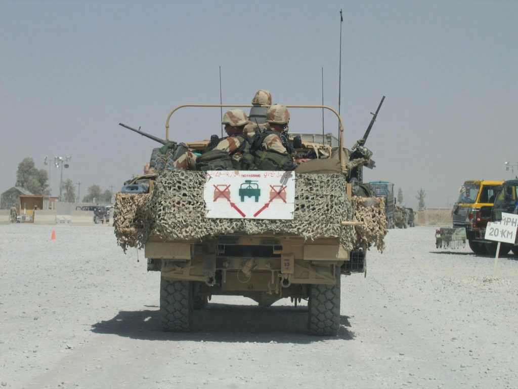 Panneau Checkpoint afghan POMLT 2005_111
