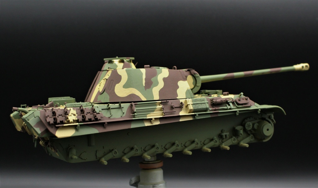 pantherG ardennes 44  modele RMF 1/35 - Page 2 Img_7746