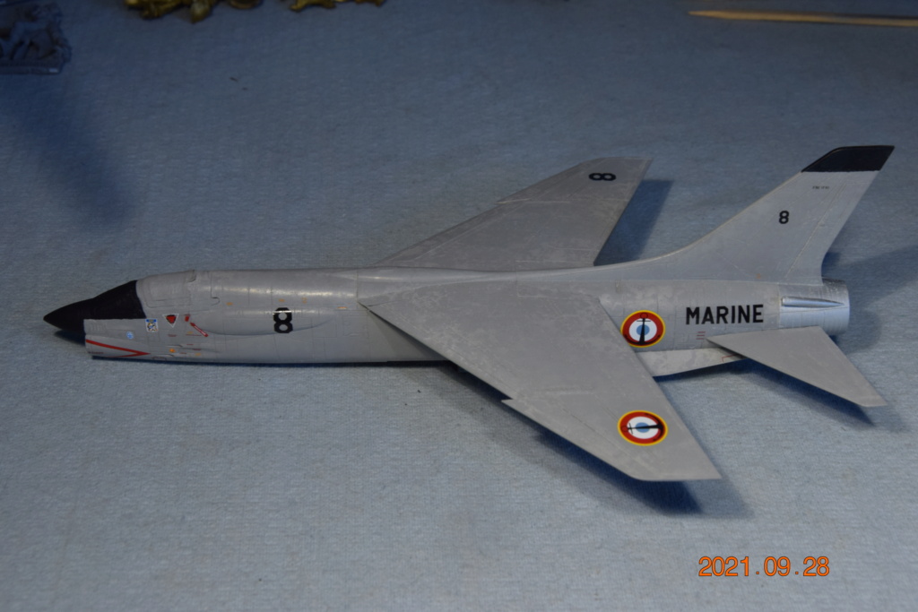 Vought F-8E (FN) "Crusader" - Academy - 1/72 - Page 2 03525