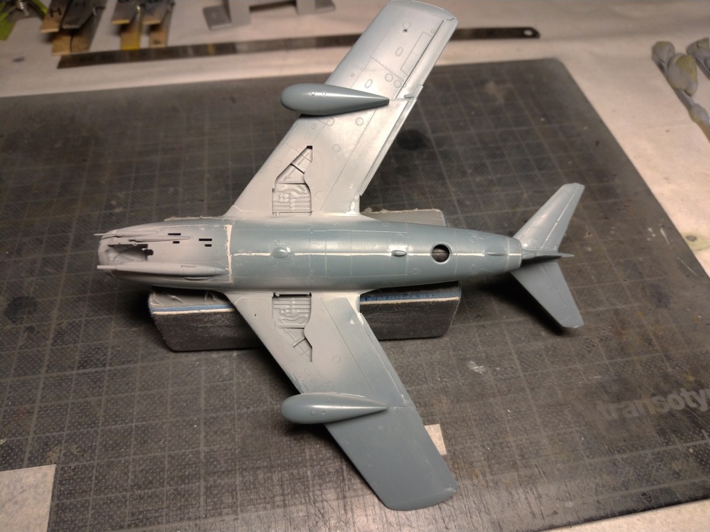 Aero S-102 (Mig-15) "Fagot" - Eduard - 1/72 03917