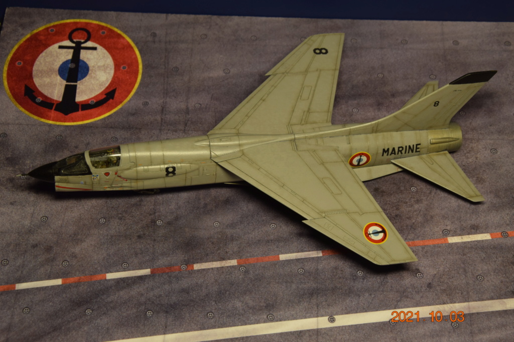 Vought F-8E (FN) "Crusader" - Academy - 1/72 - Page 3 03926