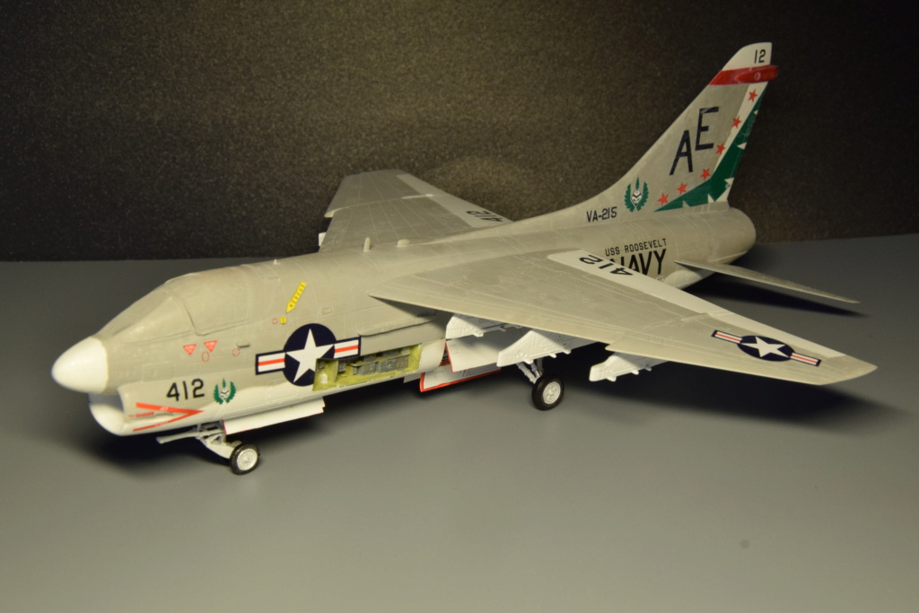 Vought A-7B "Corsair II" - Hobby Boss - 1/72 - Page 4 05415